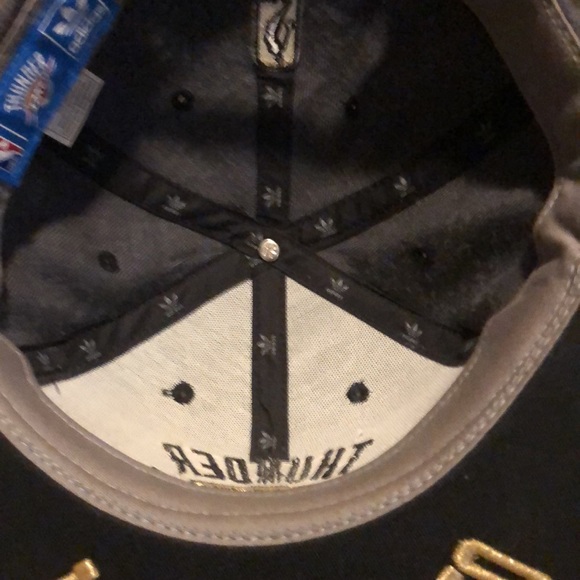 Adidas Oklahoma City Thunder SnapBack - Picture 7 of 10
